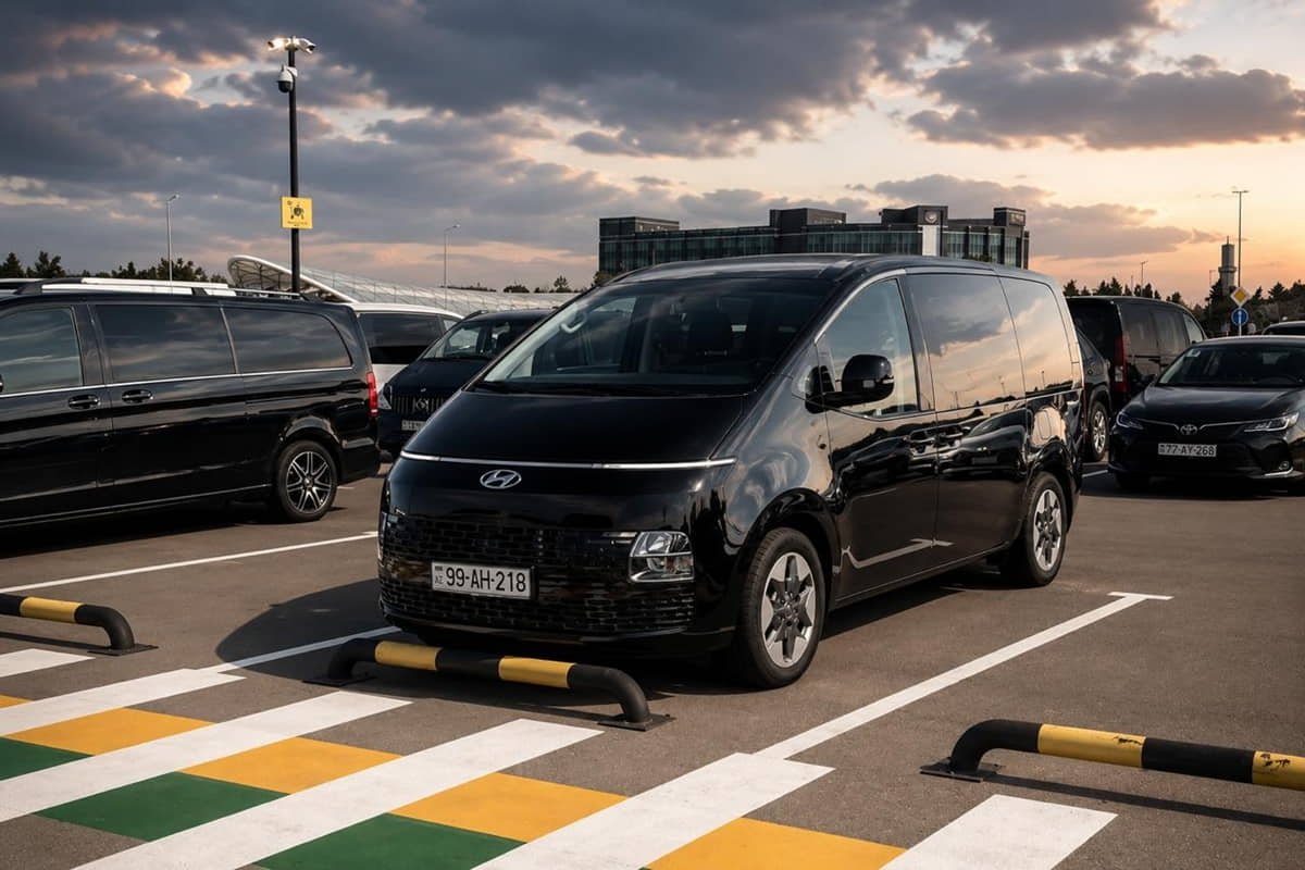5-seater minivan waiting at Baku Airport for private airport transfers